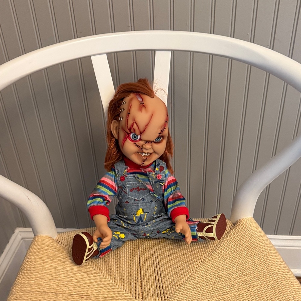 CHUCKY DOLL